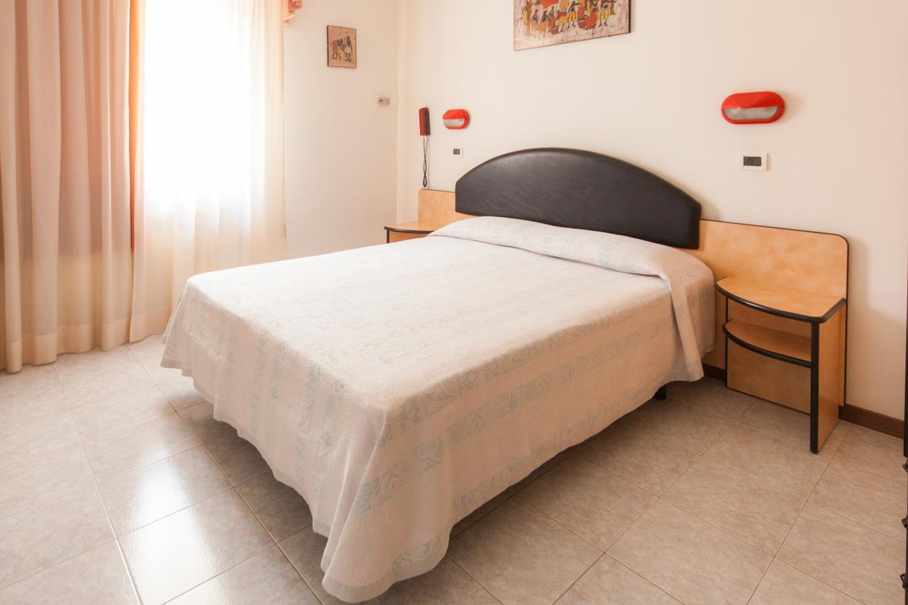 Hotel Ulisse Carpegna Ngoại thất bức ảnh